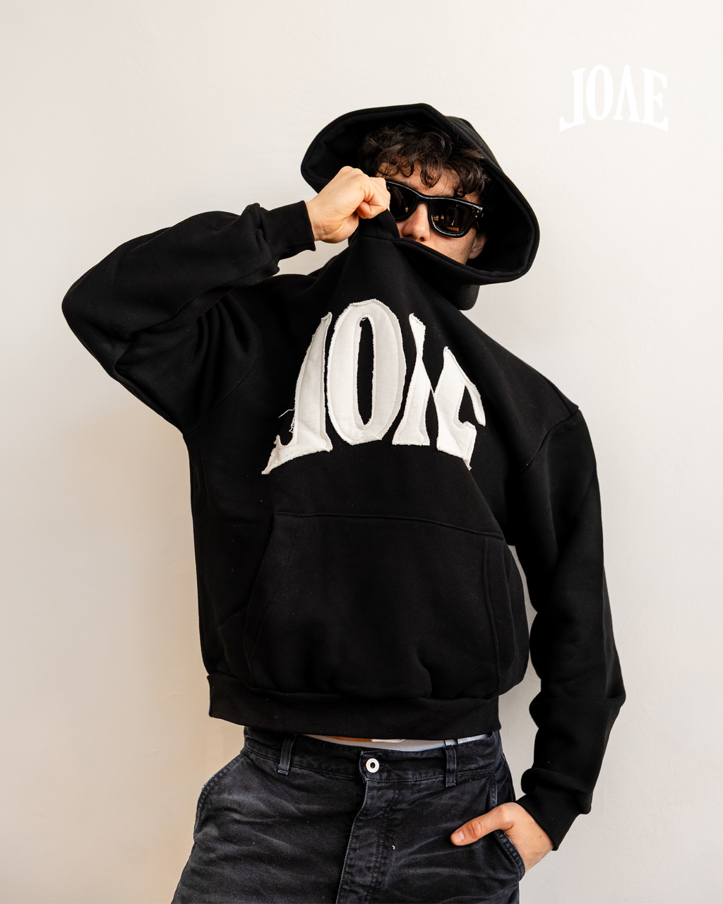 Arch Logo Hoodie Black