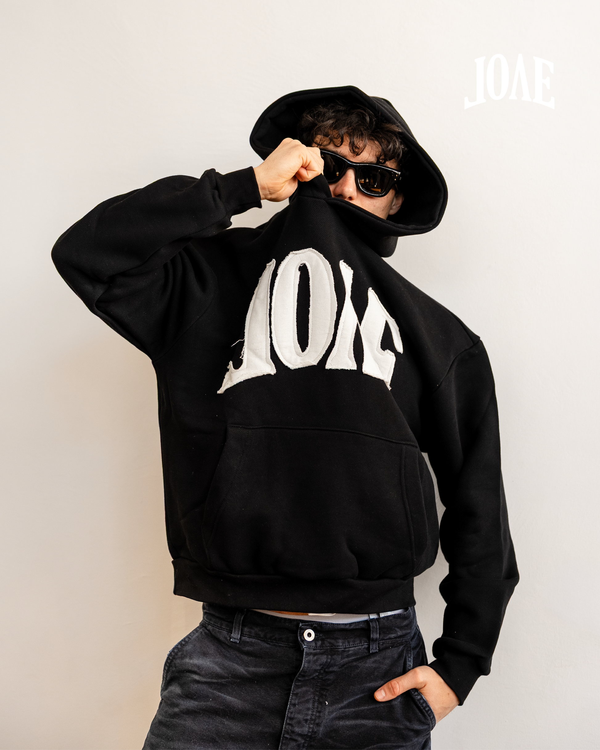 Arch Logo Hoodie Black